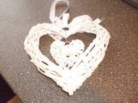 Wit hart met klein hart in midden